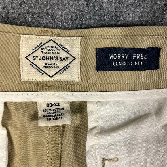 NWT St Johns Bay Worry Free Chino Mens 30x32‎ Classic Fit 100% Cotton Khakis - Picture 8 of 11